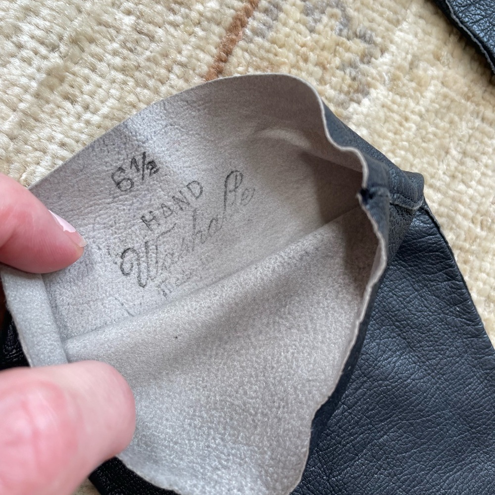 Supple Vintage Long Black Leather Opera Gloves - Picture 5 of 8